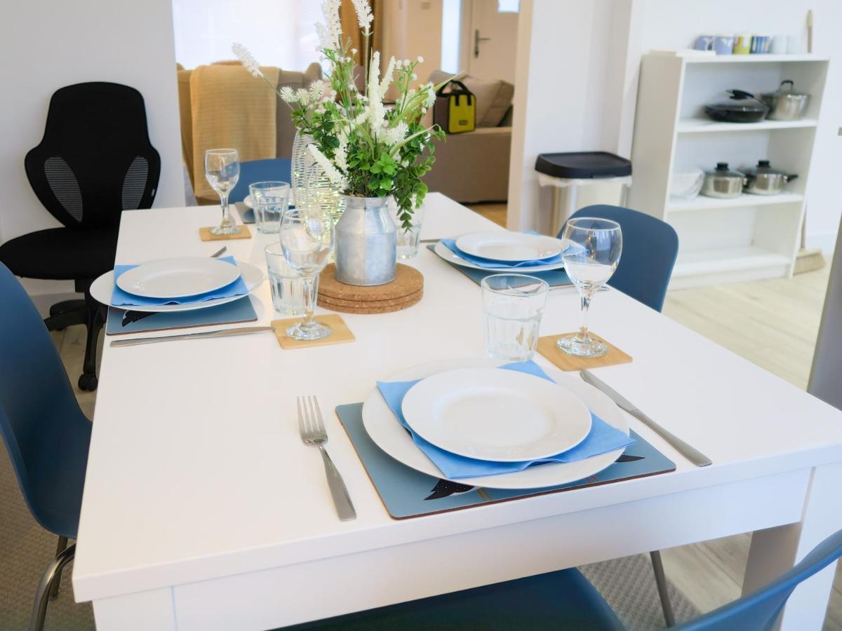 Elegant Home Mod Kitchen, Fast Wi-Fi, Free Parking キャリクファーガス エクステリア 写真