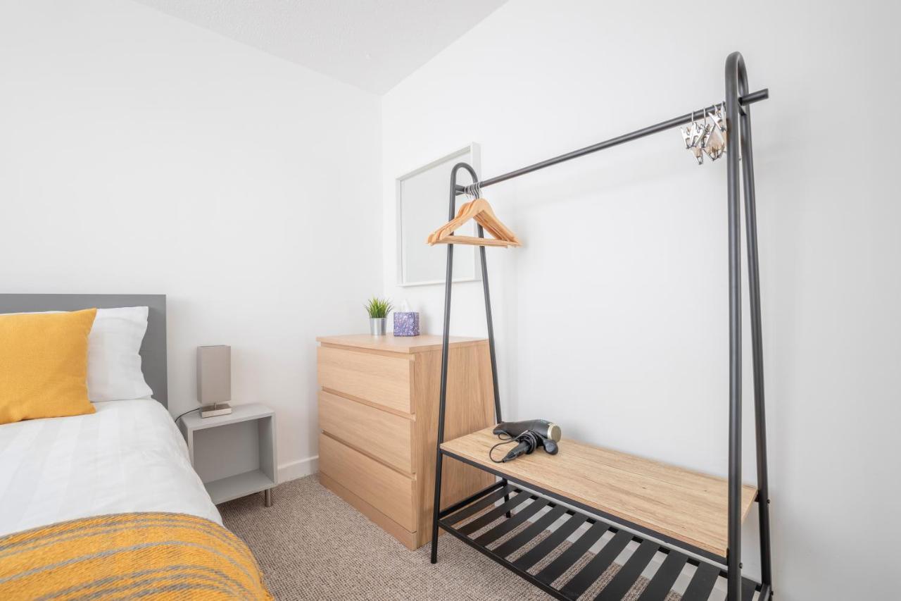 Elegant Home Mod Kitchen, Fast Wi-Fi, Free Parking キャリクファーガス エクステリア 写真