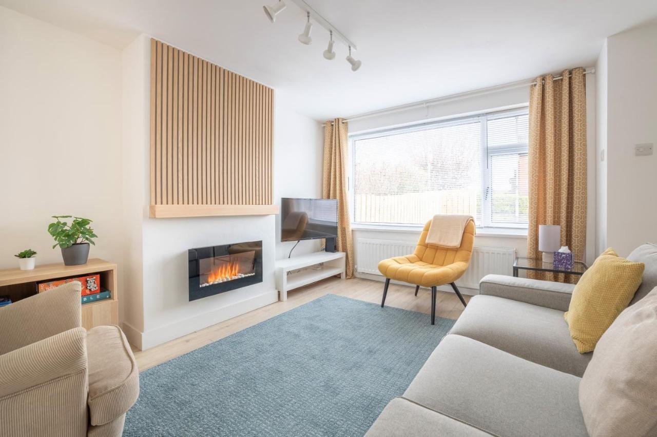 Elegant Home Mod Kitchen, Fast Wi-Fi, Free Parking キャリクファーガス エクステリア 写真
