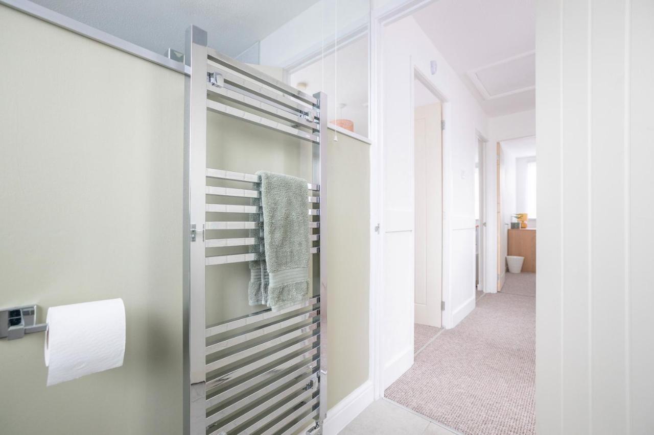 Elegant Home Mod Kitchen, Fast Wi-Fi, Free Parking キャリクファーガス エクステリア 写真